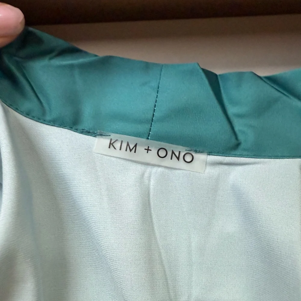 Green Floral Kimono Robe with Sash - Picture 11 of 12
